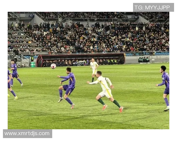 布兰里迎战北京国安期待激烈对抗双方争夺胜利展现足球魅力与团队精神